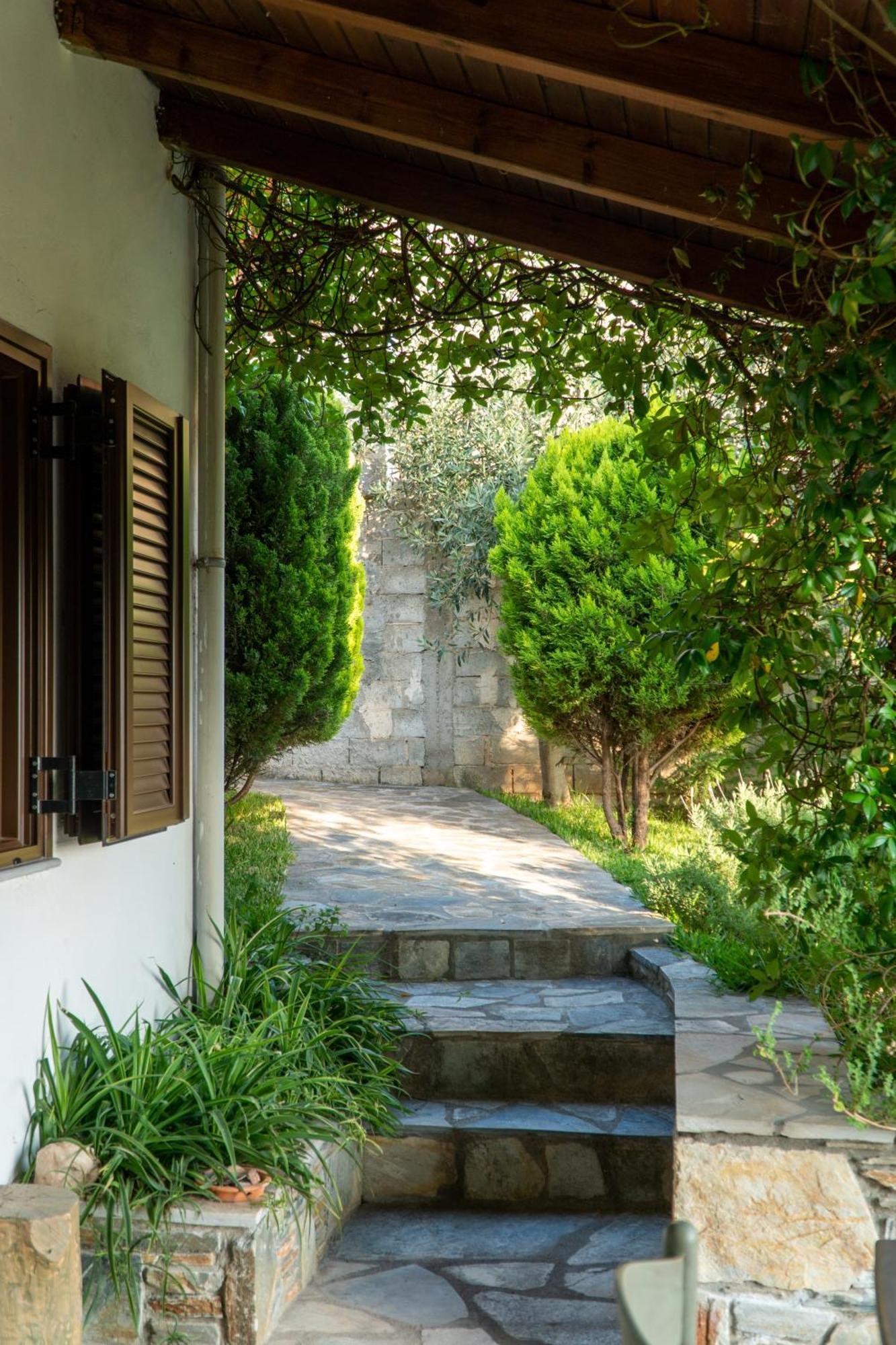 Akhinos Villa Achinos מראה חיצוני תמונה